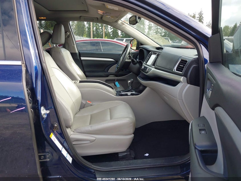 2015 Toyota Highlander VIN 5TDJKRFH9FS131403 IAAI salvage auction — FRONT END, Bill Of Sale (Washington), sold $7,850 on 2026-07-08 (photo 5)