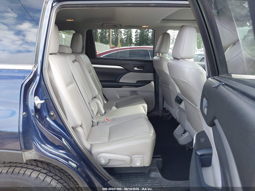 2015 Toyota Highlander VIN 5TDJKRFH9FS131403 IAAI salvage auction — FRONT END, Bill Of Sale (Washington), sold $7,850 on 2026-07-08 (photo 8)
