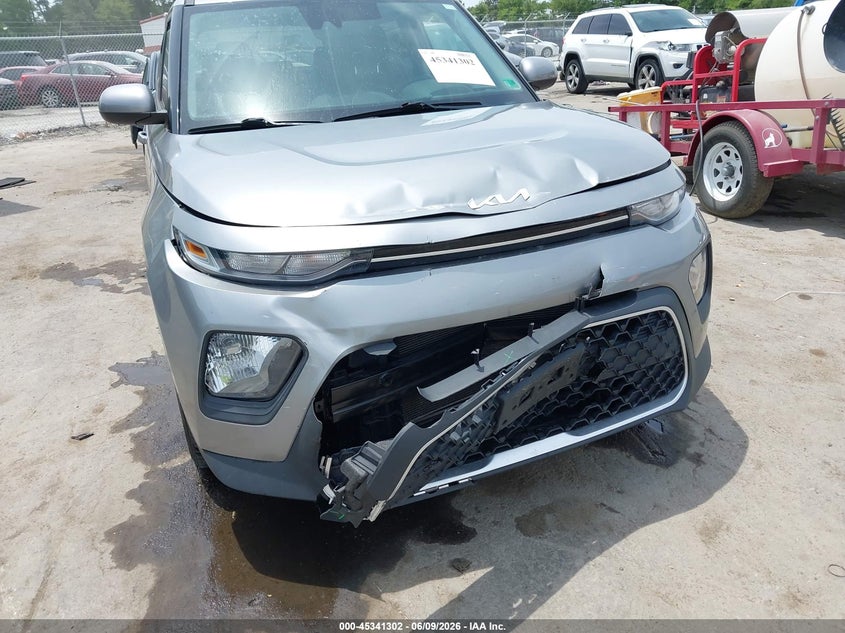 2022 Kia Soul VIN KNDJ23AU9N7805558 IAAI salvage auction — FRONT END, Salvage (Virginia), sold $3,425 on 2026-07-31 (photo 6)