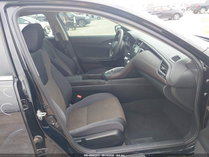2019 Honda Insight VIN 19XZE4F52KE000871 IAAI salvage auction — HAIL, Original (Texas), sold $5,625 on 2026-07-19 (photo 5)