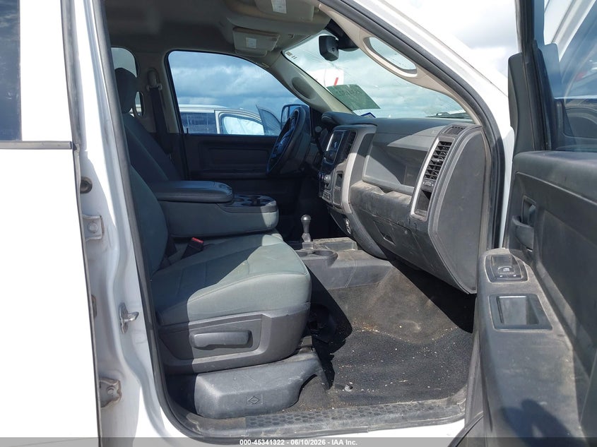 2017 Ram 2500 VIN 3C6UR5CL5HG647955 IAAI salvage auction — FRONT END, Original (Texas), sold $12,150 on 2026-08-31 (photo 5)