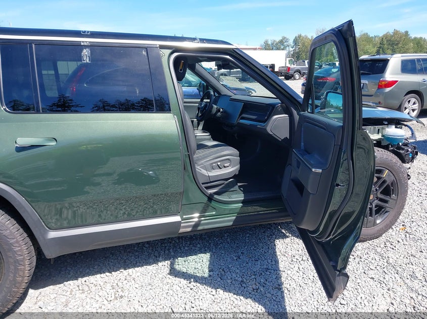 2025 Rivian R1s VIN 7PDSGBBA4SN062277 IAAI salvage auction — FRONT END, Salvage Title, sold $22,100 on 2026-08-12 (photo 5)