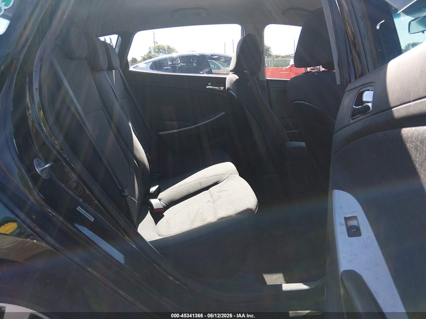 2013 Hyundai Accent VIN KMHCU5AE8DU078321 IAAI salvage auction — HAIL, Salvage Title, sold $1,225 on 2026-07-31 (photo 8)