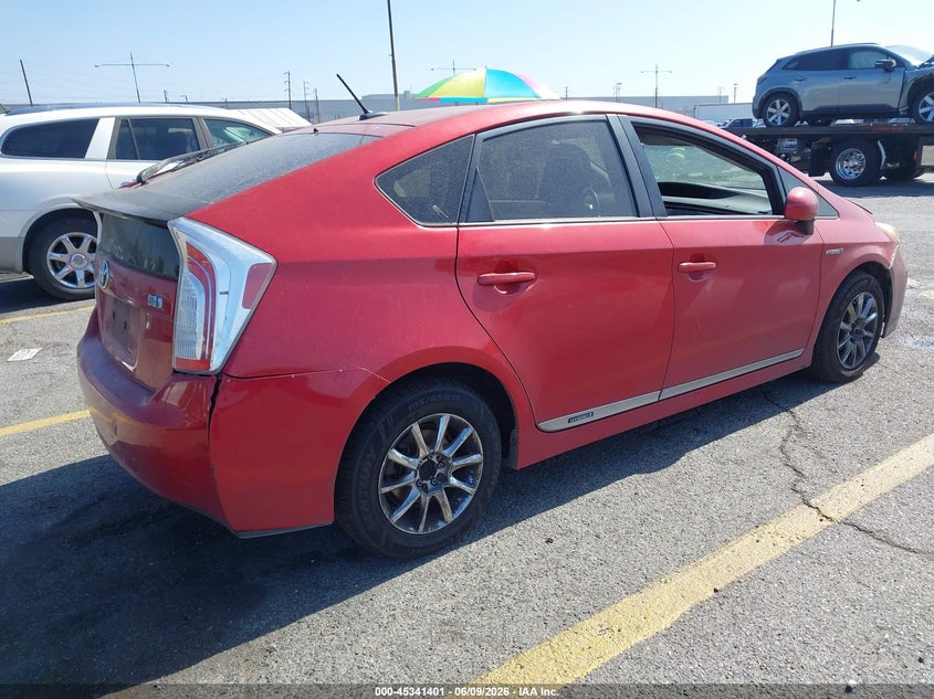 2012 Toyota Prius VIN JTDKN3DU8C1574062 IAAI salvage auction — NORMAL WEAR, Salvage Title, sold $1,000 on 2026-07-21 (photo 4)
