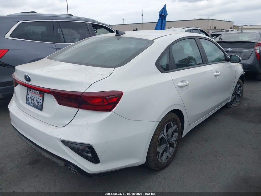 2021 Kia Forte VIN 3KPF24AD3ME403447 IAAI salvage auction — RIGHT FRONT, Salvage Title, sold $3,600 on 2026-07-25 (photo 4)