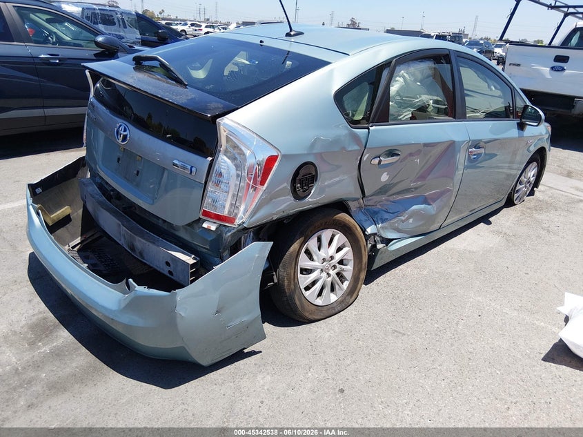 2014 Toyota Prius VIN JTDKN3DP6E3055562 IAAI salvage auction — RIGHT SIDE, Salvage Title, sold $1,950 on 2026-07-30 (photo 4)