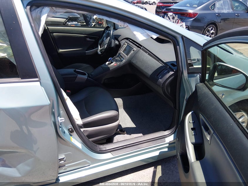 2014 Toyota Prius VIN JTDKN3DP6E3055562 IAAI salvage auction — RIGHT SIDE, Salvage Title, sold $1,950 on 2026-07-30 (photo 5)