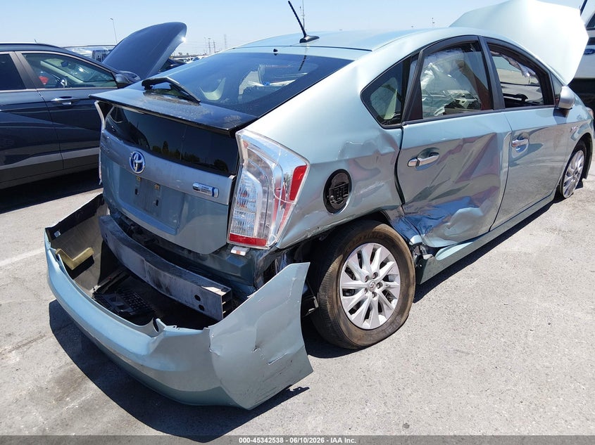 2014 Toyota Prius VIN JTDKN3DP6E3055562 IAAI salvage auction — RIGHT SIDE, Salvage Title, sold $1,950 on 2026-07-30 (photo 6)
