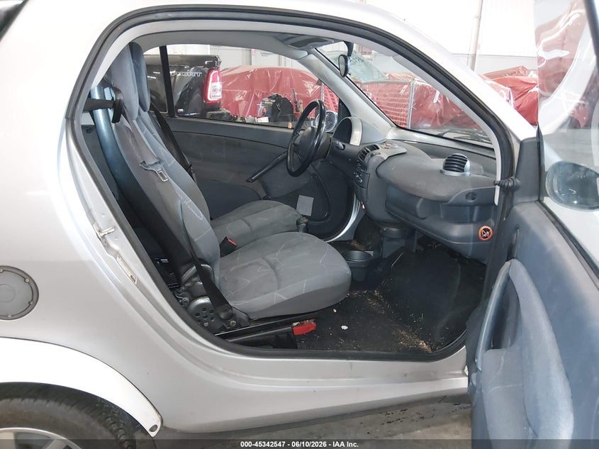 2006 Smart Fortwo VIN WME4503321J281267 IAAI salvage auction — REAR END, Salvage (Oregon), sold $75 on 2026-07-30 (photo 5)