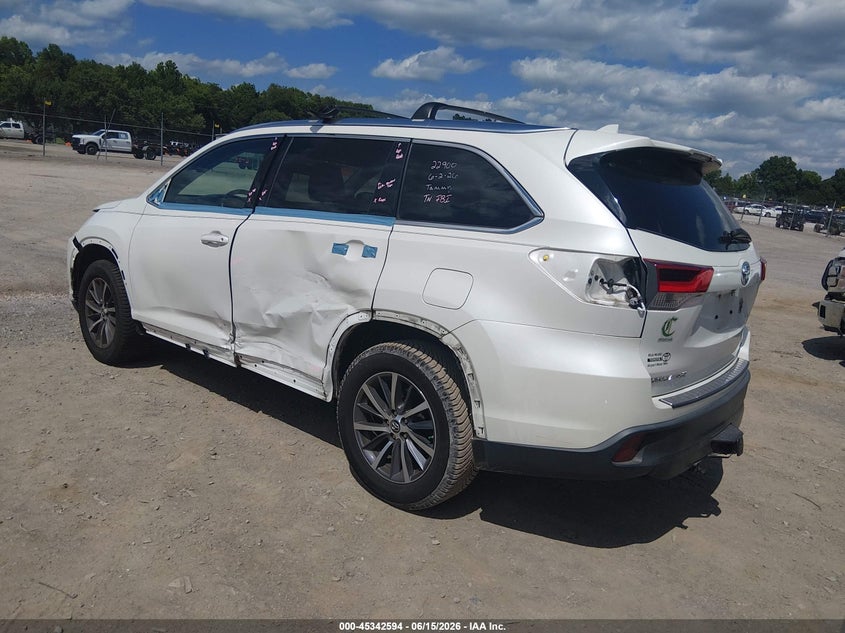 2018 Toyota Highlander VIN 5TDKZRFH9JS534483 IAAI salvage auction — LEFT SIDE, Salvage (Tennessee), sold $6,500 on 2026-07-22 (photo 3)