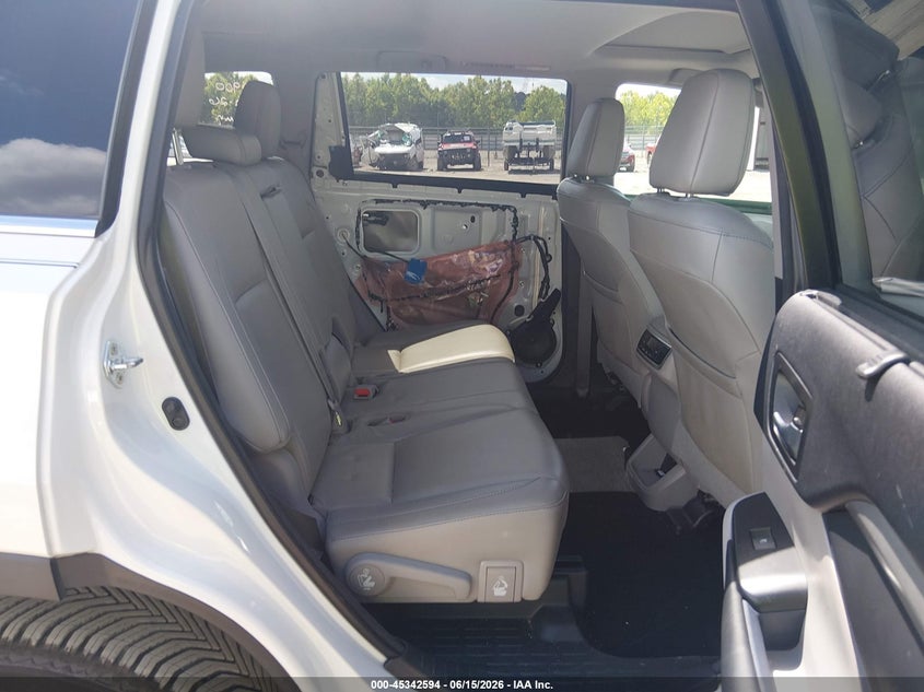 2018 Toyota Highlander VIN 5TDKZRFH9JS534483 IAAI salvage auction — LEFT SIDE, Salvage (Tennessee), sold $6,500 on 2026-07-22 (photo 8)