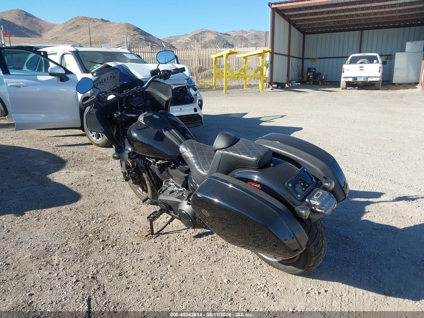 2022 Harley-davidson Low rider VIN 1HD1YXZ26NB051006 IAAI salvage auction — SIDE, Salvage Title, sold $8,000 on 2026-10-11 (photo 3)