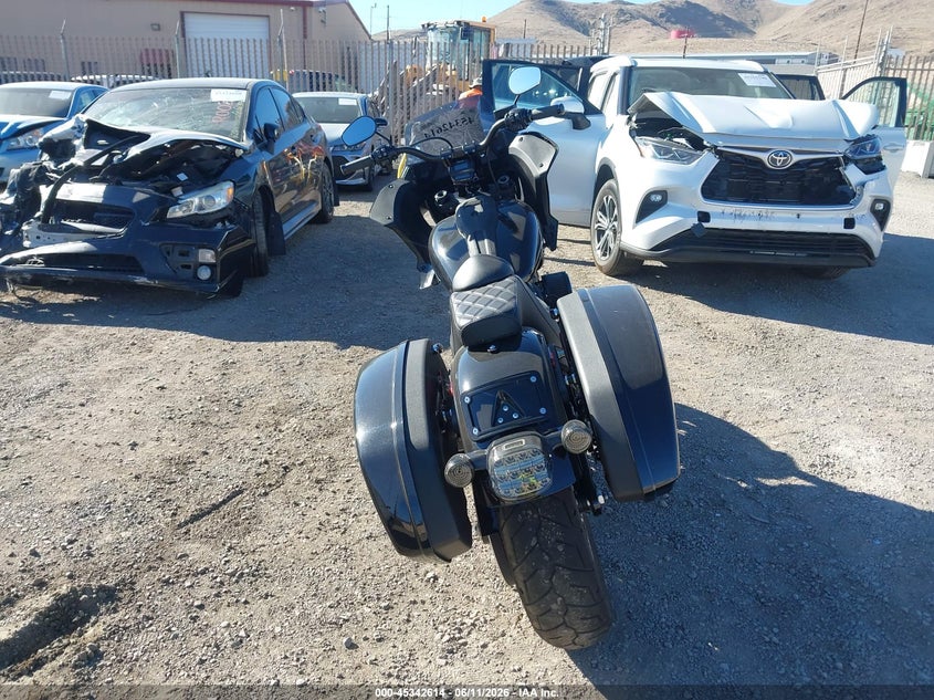 2022 Harley-davidson Low rider VIN 1HD1YXZ26NB051006 IAAI salvage auction — SIDE, Salvage Title, sold $8,000 on 2026-10-11 (photo 6)
