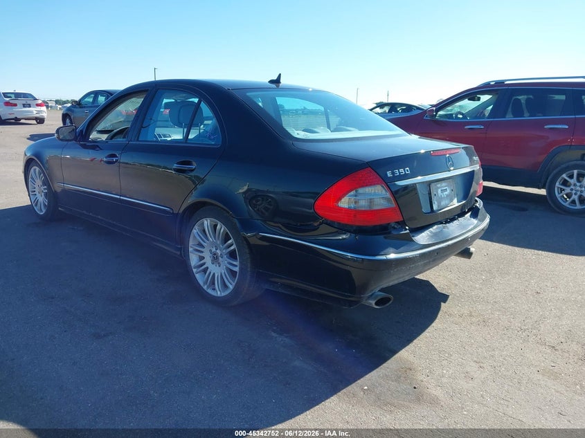 2007 Mercedes-benz E-class VIN WDBUF87X27B151257 IAAI salvage auction — REAR END, Prior Salvage (Minnesota), sold $375 on 2026-08-17 (photo 3)