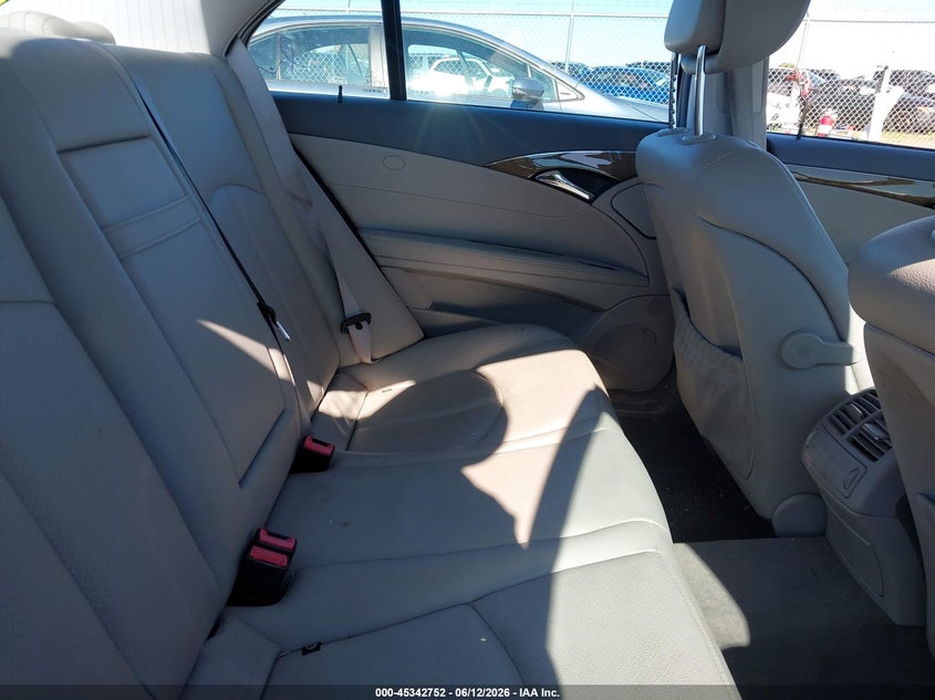 2007 Mercedes-benz E-class VIN WDBUF87X27B151257 IAAI salvage auction — REAR END, Prior Salvage (Minnesota), sold $375 on 2026-08-17 (photo 8)