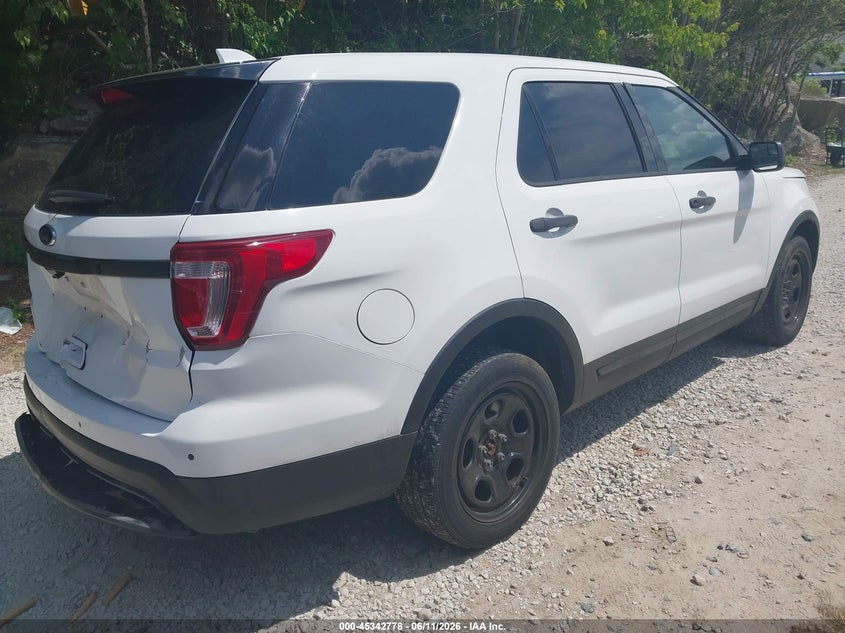 2017 Ford VIN 1FM5K8AR3HGC26365 IAAI salvage auction — REAR END, Salvage (Massachusetts), sold $1,050 on 2026-07-20 (photo 4)