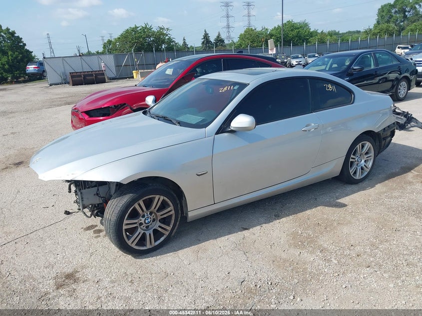 2011 BMW 3 series VIN WBAKF9C51BE620362 IAAI salvage auction — NORMAL WEAR, Clear (Illinois), sold $475 on 2026-07-20 (photo 2)