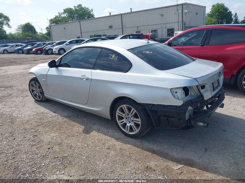 2011 BMW 3 series VIN WBAKF9C51BE620362 IAAI salvage auction — NORMAL WEAR, Clear (Illinois), sold $475 on 2026-07-20 (photo 3)