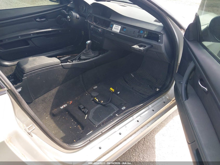 2011 BMW 3 series VIN WBAKF9C51BE620362 IAAI salvage auction — NORMAL WEAR, Clear (Illinois), sold $475 on 2026-07-20 (photo 5)