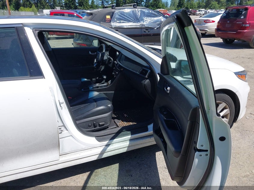 2016 Kia Optima VIN 5XXGU4L31GG029290 IAAI salvage auction — NORMAL WEAR, Rebuilt-Non-Public (Washington), sold $425 on 2026-07-15 (photo 5)