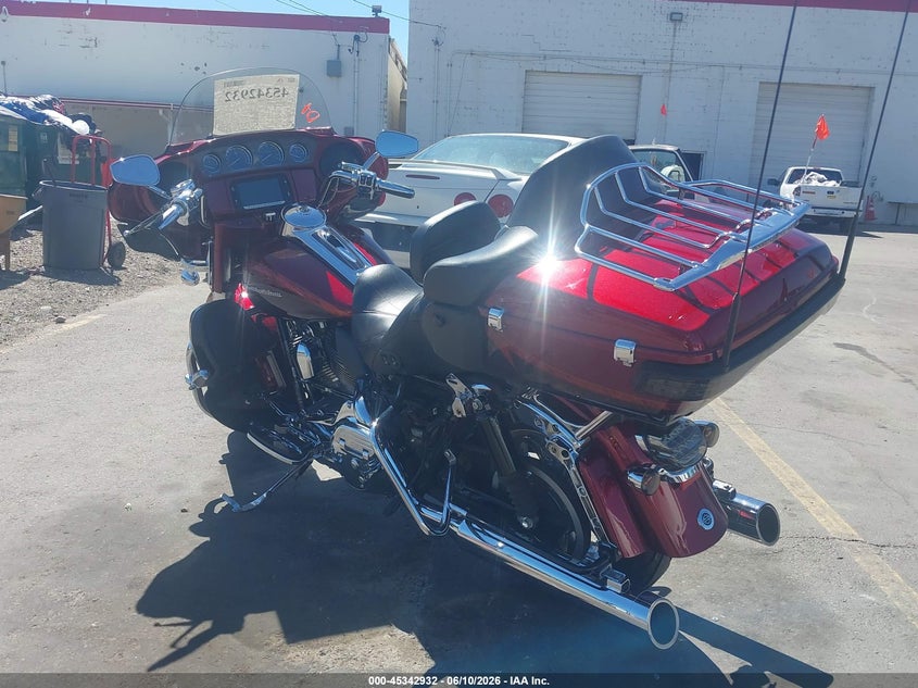 2014 Harley-davidson Electra glide VIN 1HD1TEN35EB952577 IAAI salvage auction — LEFT SIDE, Clear (Wyoming), sold $4,800 on 2026-07-09 (photo 3)
