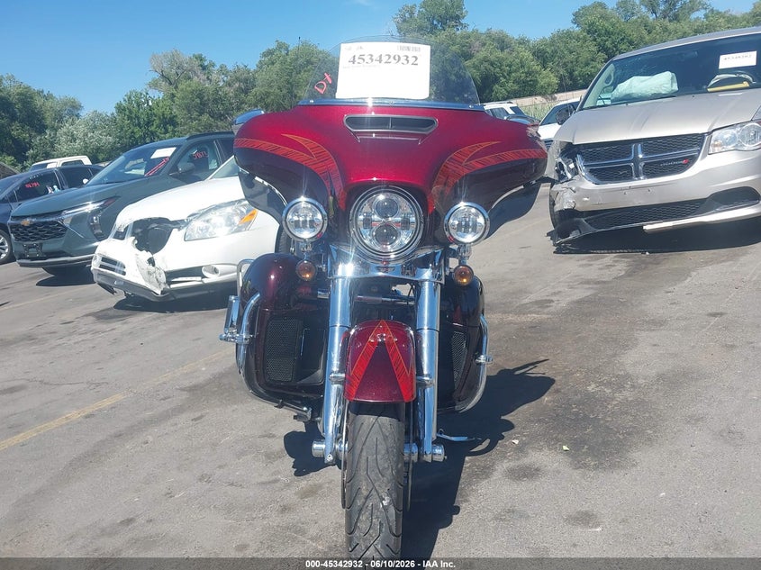 2014 Harley-davidson Electra glide VIN 1HD1TEN35EB952577 IAAI salvage auction — LEFT SIDE, Clear (Wyoming), sold $4,800 on 2026-07-09 (photo 5)