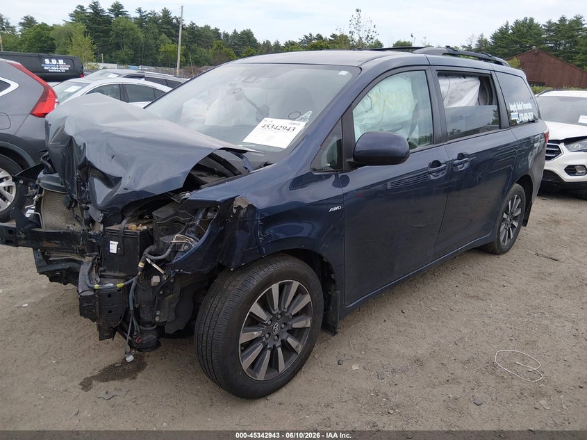 2019 Toyota Sienna VIN 5TDJZ3DC8KS220468 IAAI salvage auction — FRONT END, Salvage (Massachusetts), sold $2,000 on 2026-07-17 (photo 2)