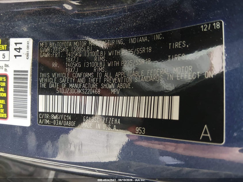 2019 Toyota Sienna VIN 5TDJZ3DC8KS220468 IAAI salvage auction — FRONT END, Salvage (Massachusetts), sold $2,000 on 2026-07-17 (photo 9)