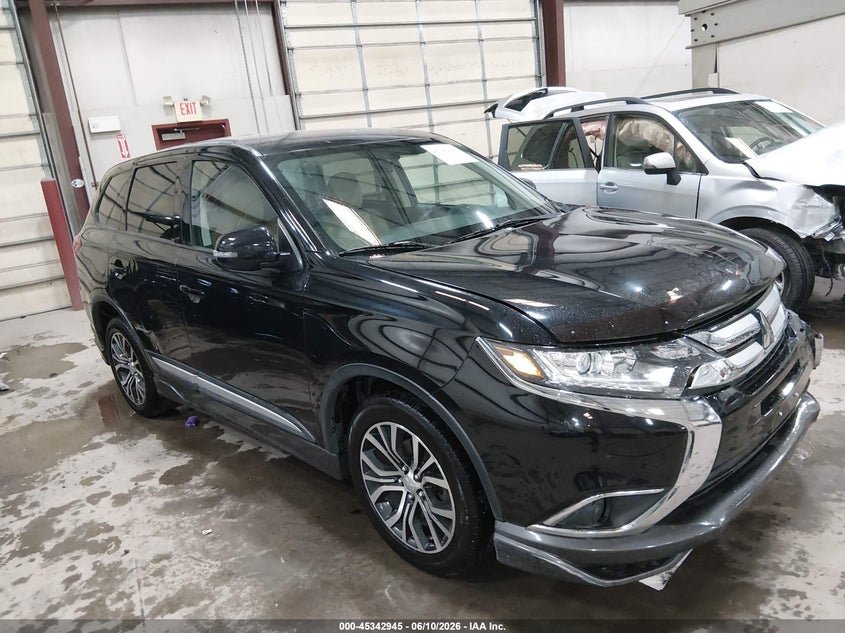 2018 Mitsubishi Outlander VIN JA4AZ3A33JJ006143 IAAI salvage auction — FRONT END, Salvage Title, sold $2,000 on 2026-07-17 (photo 1)