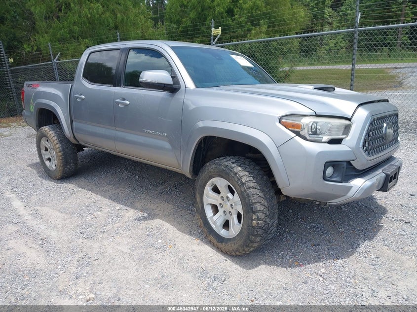2018 Toyota Tacoma VIN 5TFCZ5AN6JX135342 IAAI salvage auction — FRONT END, Salvage Title, sold $8,200 on 2026-07-24 (photo 1)