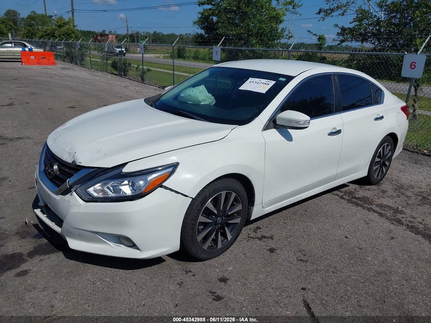 2018 Nissan Altima VIN 1N4AL3AP8JC246986 IAAI salvage auction — FRONT END, Rebuildable (Florida), sold $825 on 2026-07-23 (photo 2)