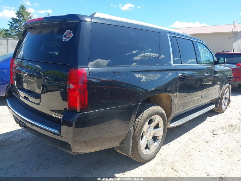 2017 Chevrolet Suburban VIN 1GNSKJKC0HR249364 IAAI salvage auction — RIGHT FRONT, Clear (Wisconsin), sold $5,175 on 2026-07-23 (photo 4)