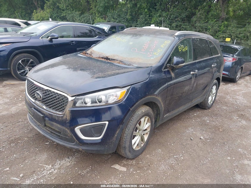 2016 Kia Sorento VIN 5XYPGDA38GG146046 IAAI salvage auction — NORMAL WEAR, Clear (Indiana), sold $1,200 on 2026-07-15 (photo 2)