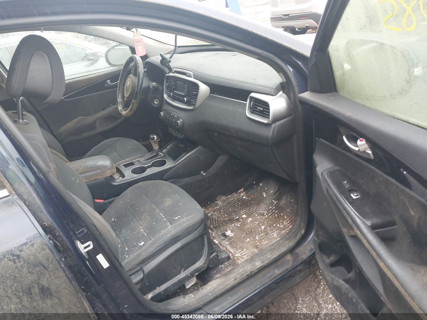 2016 Kia Sorento VIN 5XYPGDA38GG146046 IAAI salvage auction — NORMAL WEAR, Clear (Indiana), sold $1,200 on 2026-07-15 (photo 5)