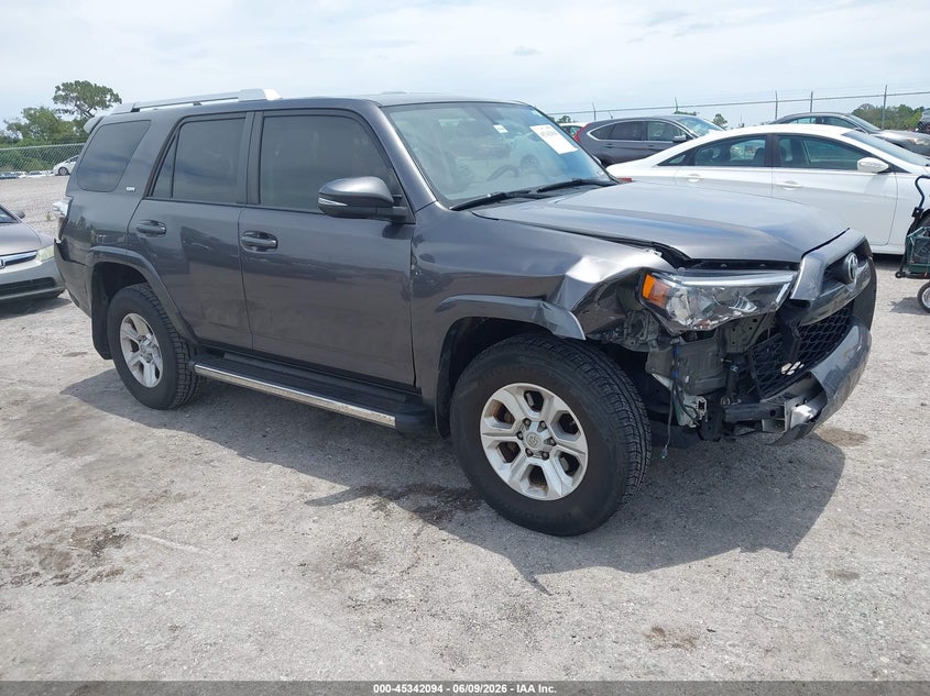 2016 Toyota 4runner VIN JTEZU5JR5G5112825 IAAI salvage auction — RIGHT FRONT, Rebuildable (Florida), sold $9,700 on 2026-07-09 (photo 1)