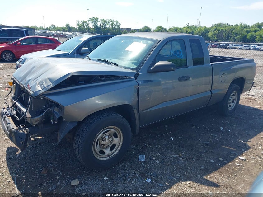 2005 Dodge Dakota VIN 1D7HE22K45S109836 IAAI salvage auction — FRONT END, Salvage (Tennessee), sold $675 on 2026-07-09 (photo 2)