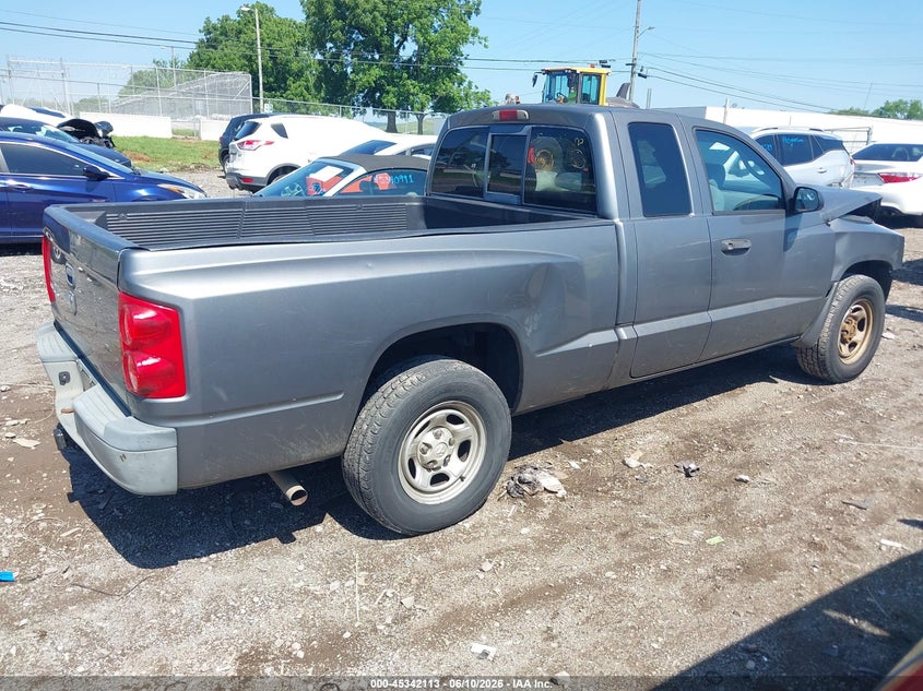 2005 Dodge Dakota VIN 1D7HE22K45S109836 IAAI salvage auction — FRONT END, Salvage (Tennessee), sold $675 on 2026-07-09 (photo 4)