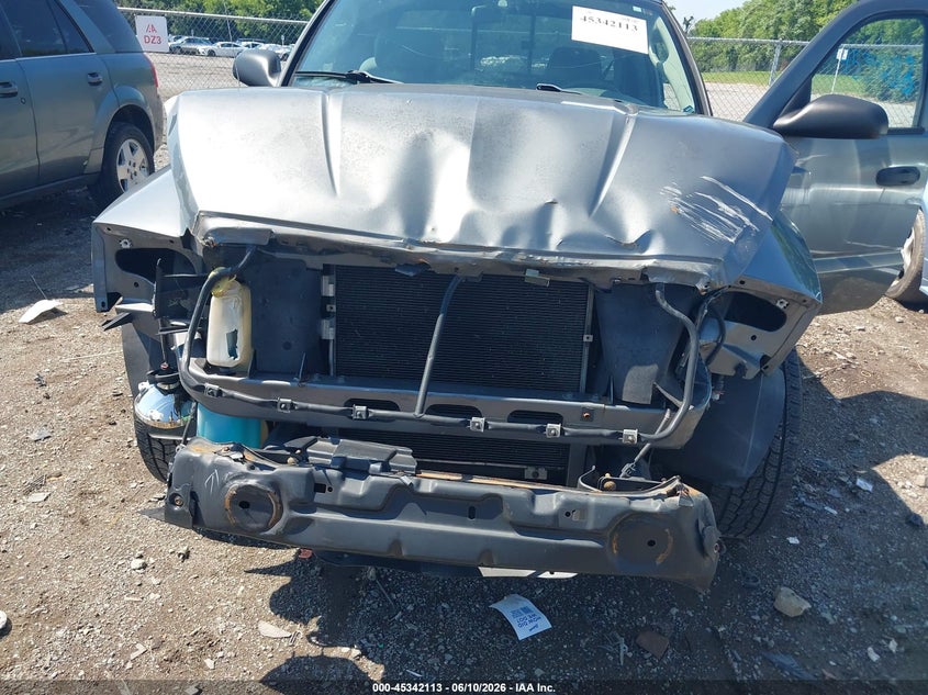 2005 Dodge Dakota VIN 1D7HE22K45S109836 IAAI salvage auction — FRONT END, Salvage (Tennessee), sold $675 on 2026-07-09 (photo 6)