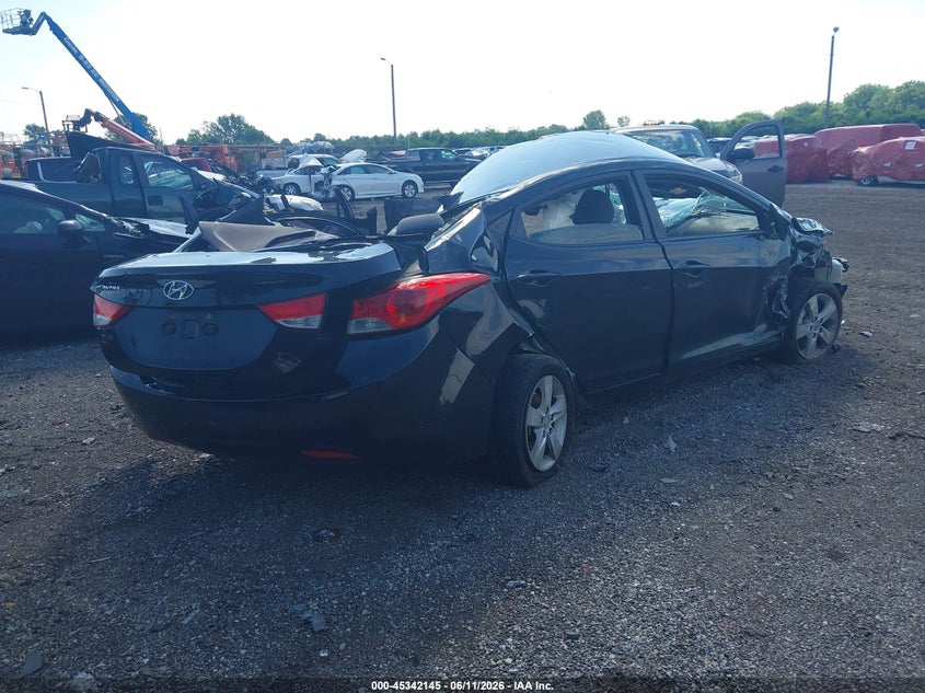 2012 Hyundai Elantra VIN KMHDH4AEXCU260152 IAAI salvage auction — ROLLOVER, Salvage (Ohio), sold $500 on 2026-07-15 (photo 4)