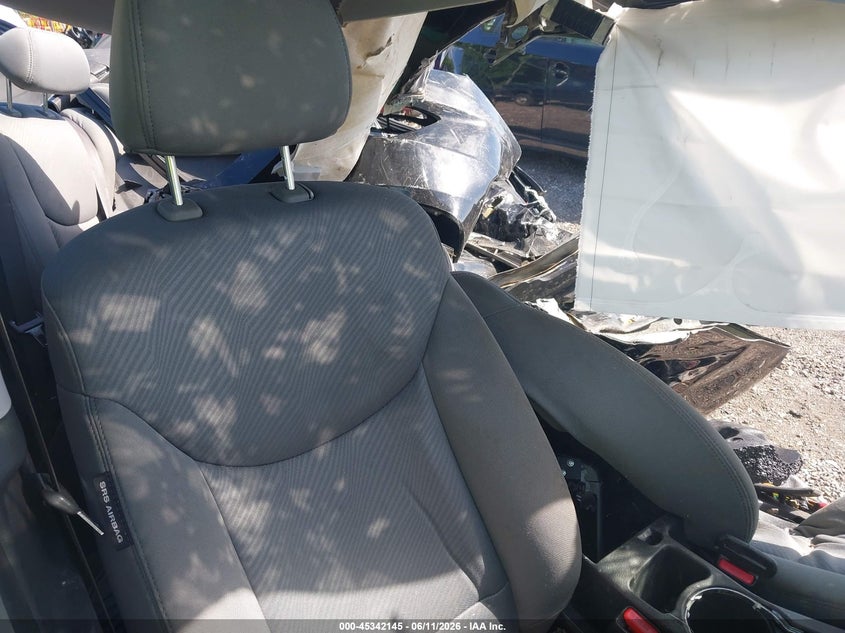 2012 Hyundai Elantra VIN KMHDH4AEXCU260152 IAAI salvage auction — ROLLOVER, Salvage (Ohio), sold $500 on 2026-07-15 (photo 8)