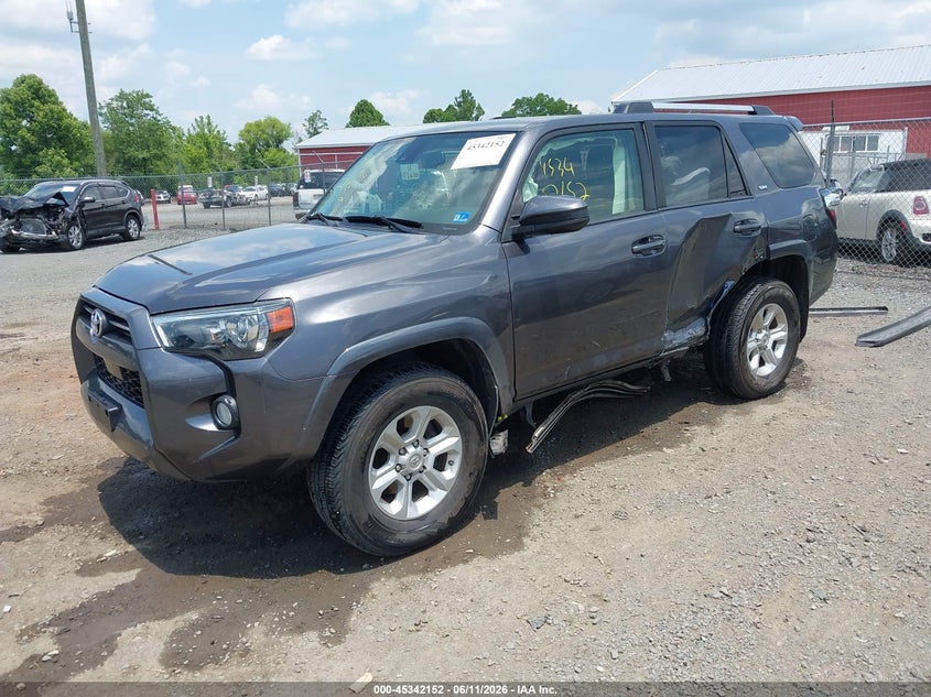 2020 Toyota 4runner VIN JTEBU5JR4L5755436 IAAI salvage auction — LEFT SIDE, Salvage Title, sold $14,100 on 2026-07-28 (photo 2)