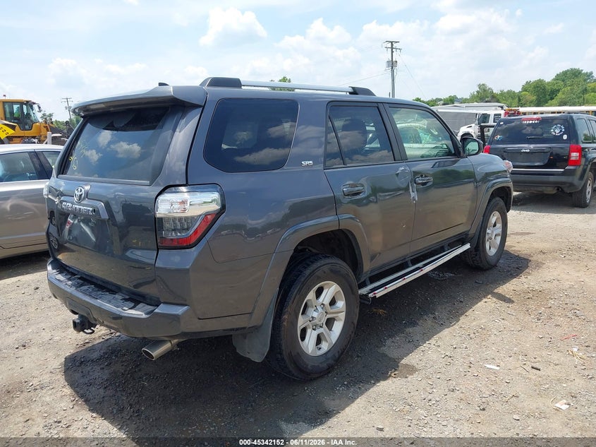 2020 Toyota 4runner VIN JTEBU5JR4L5755436 IAAI salvage auction — LEFT SIDE, Salvage Title, sold $14,100 on 2026-07-28 (photo 4)