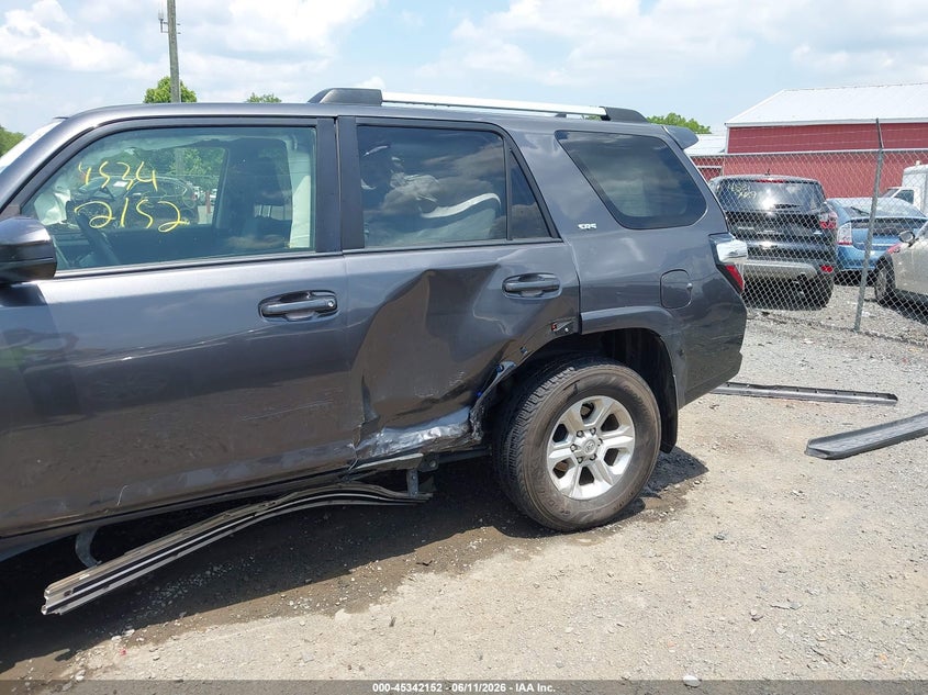 2020 Toyota 4runner VIN JTEBU5JR4L5755436 IAAI salvage auction — LEFT SIDE, Salvage Title, sold $14,100 on 2026-07-28 (photo 6)