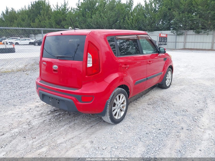 2012 Kia Soul VIN KNDJT2A68C7420854 IAAI salvage auction — NORMAL WEAR, Clear (Florida), sold $500 on 2026-07-16 (photo 4)