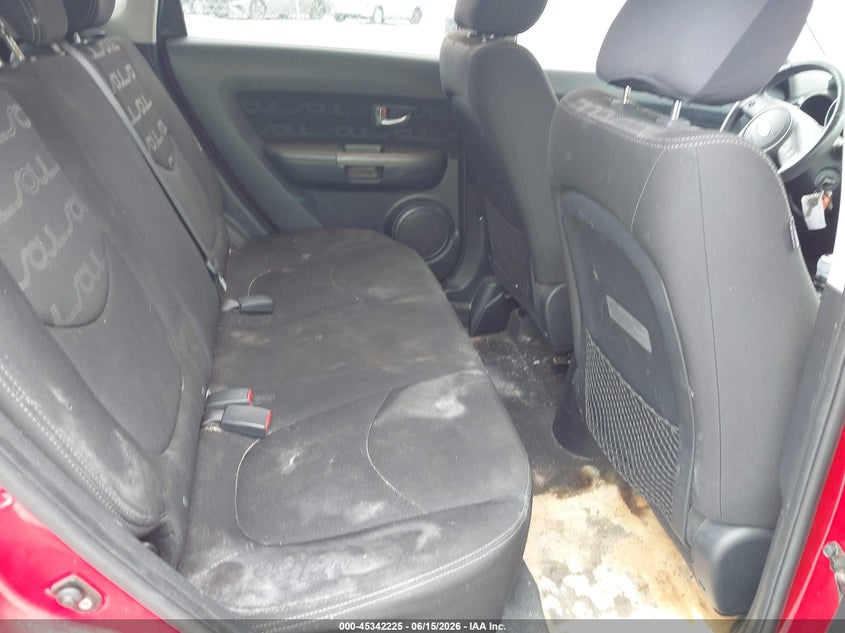 2012 Kia Soul VIN KNDJT2A68C7420854 IAAI salvage auction — NORMAL WEAR, Clear (Florida), sold $500 on 2026-07-16 (photo 8)