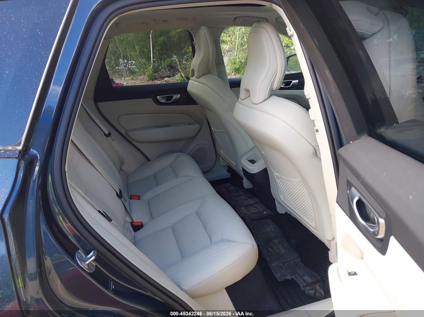 2024 Volvo Xc60 VIN YV4L12RL8R1840860 IAAI salvage auction — FRONT END, Salvage Title, sold $12,700 on 2026-08-06 (photo 8)