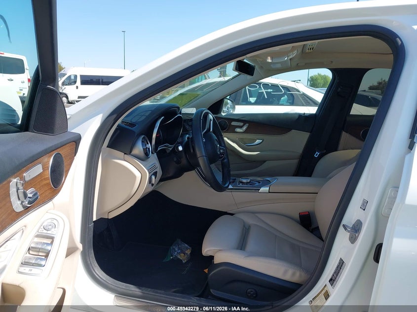 2020 Mercedes-benz C-klasse VIN WDDWF8DB8LR527888 IAAI salvage auction — REAR END, Salvage Title, sold $7,150 on 2026-07-24 (photo 5)