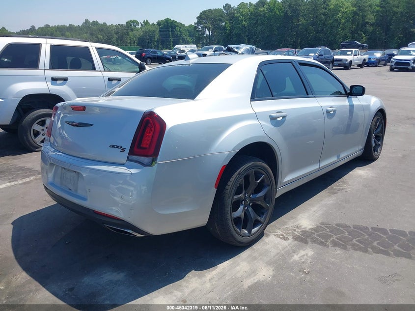 2021 Chrysler 300 VIN 2C3CCABGXMH629680 IAAI salvage auction — LEFT FRONT, Salvage (North Carolina), sold $5,300 on 2026-07-26 (photo 4)