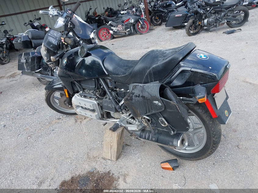 1987 BMW K75 VIN WB1057405H0131194 IAAI salvage auction — LEFT SIDE, Clear (Indiana), sold $25 on 2026-07-29 (photo 3)