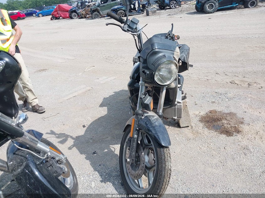 1987 BMW K75 VIN WB1057405H0131194 IAAI salvage auction — LEFT SIDE, Clear (Indiana), sold $25 on 2026-07-29 (photo 5)